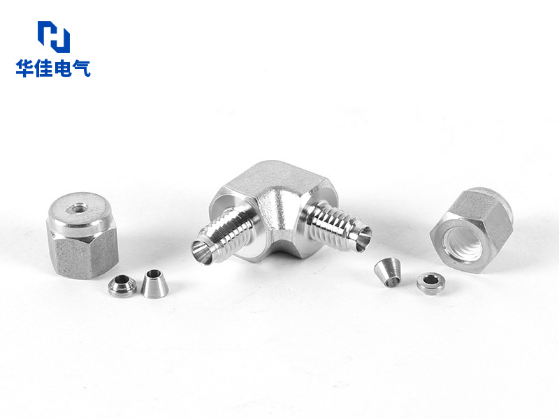 1/16卡套弯通 色谱分析弯通接头